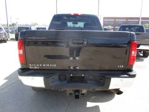Used 2013 Chevrolet Silverado 2500 LTZ w/ LTZ Plus Package image 5