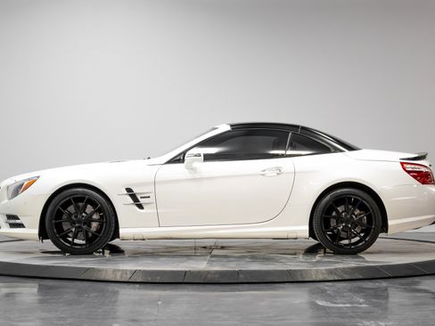 Used 2015 Mercedes-Benz SL 550 SL 550 image 21