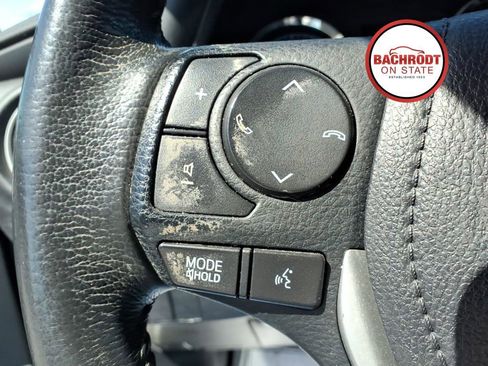 Used 2017 Toyota Corolla SE w/ Body Protection Package FWD image 20