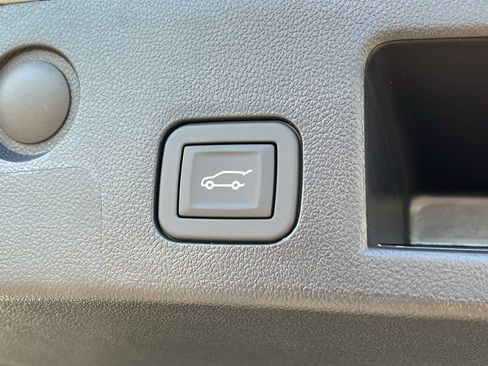New 2026 GMC Terrain Elevation w/ Elevation Premium Package FWD image 25