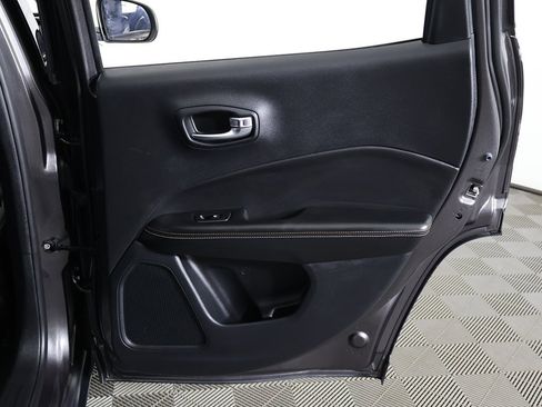 Used 2020 Jeep Compass Latitude w/ Cold Weather Group image 22