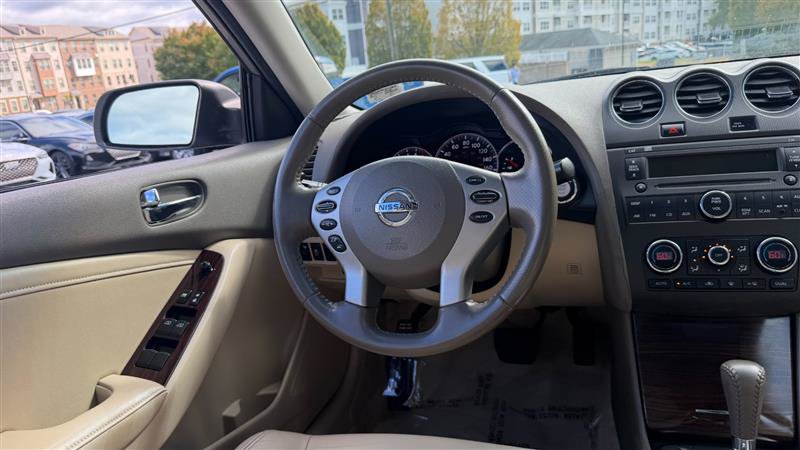 Used 2012 Nissan Altima 2.5 SL w/ 2.5SL Pkg FWD image 24