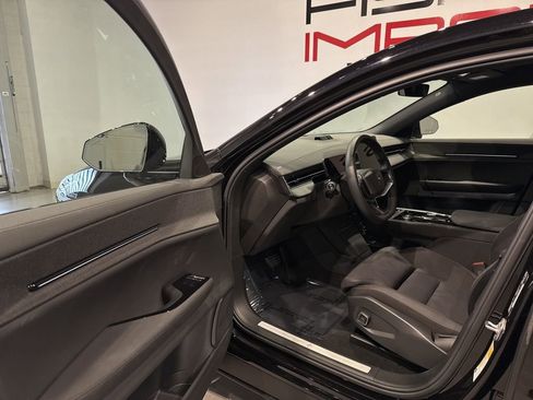 Used 2025 Polestar Polestar 3 image 11