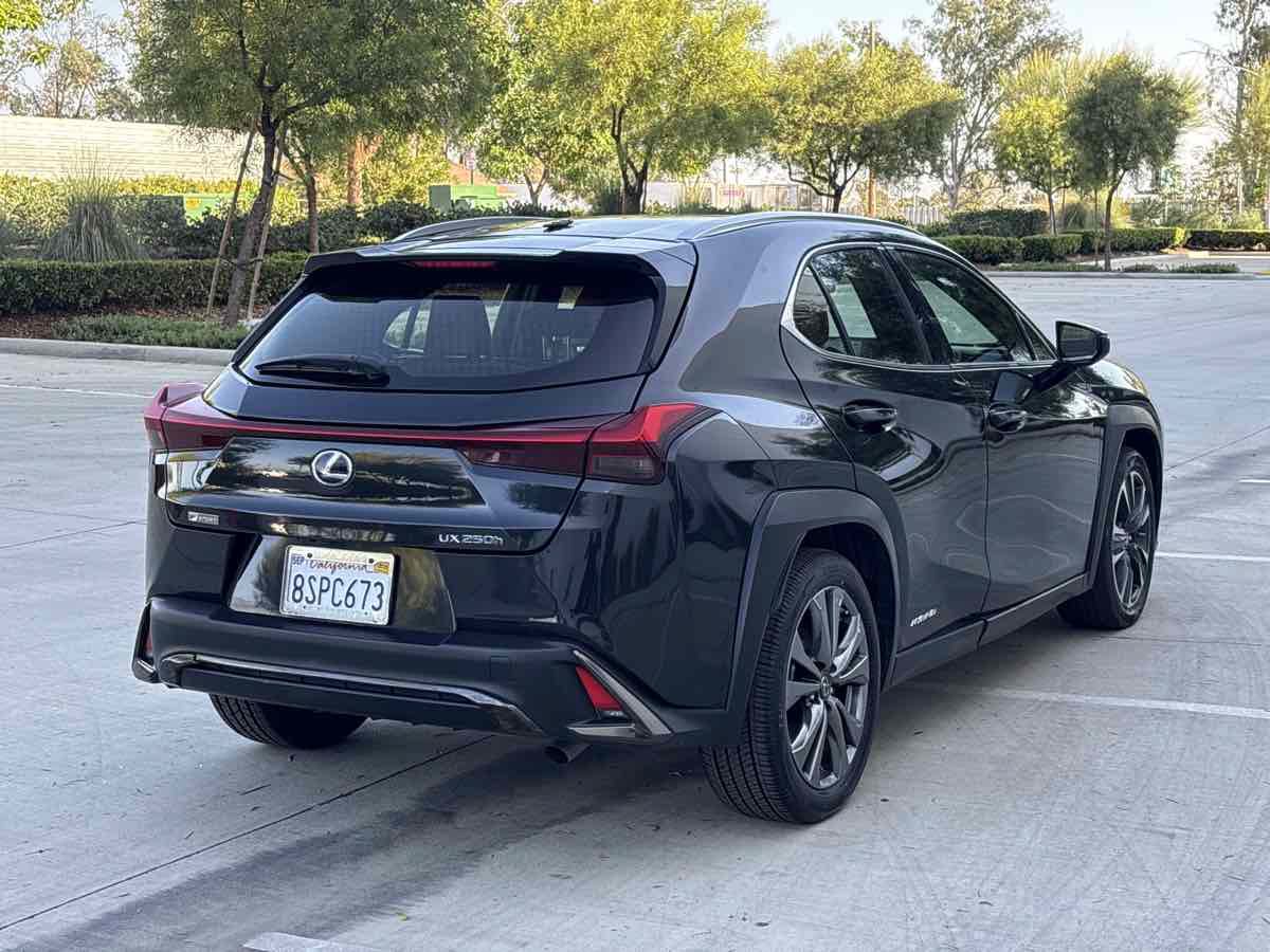 Used 2020 Lexus UX 250h F Sport w/ Accessory Package AWD/4WD image 3