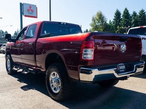 Used 2024 RAM 2500 Tradesman w/ Chrome Appearance Group AWD/4WD image 4