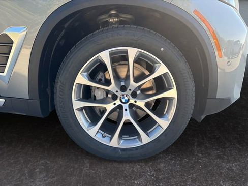 Used 2026 BMW X5 xDrive40i image 31