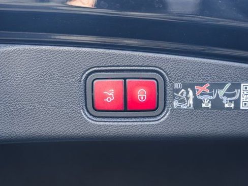 Certified 2023 Mercedes-Benz E 450 4MATIC Coupe image 11