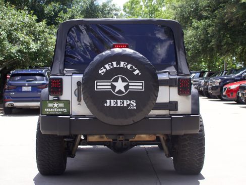 Used 2011 Jeep Wrangler Sport image 7