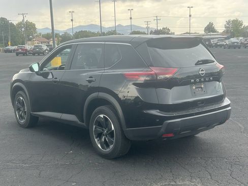 Used 2025 Nissan Rogue SV AWD/4WD image 5