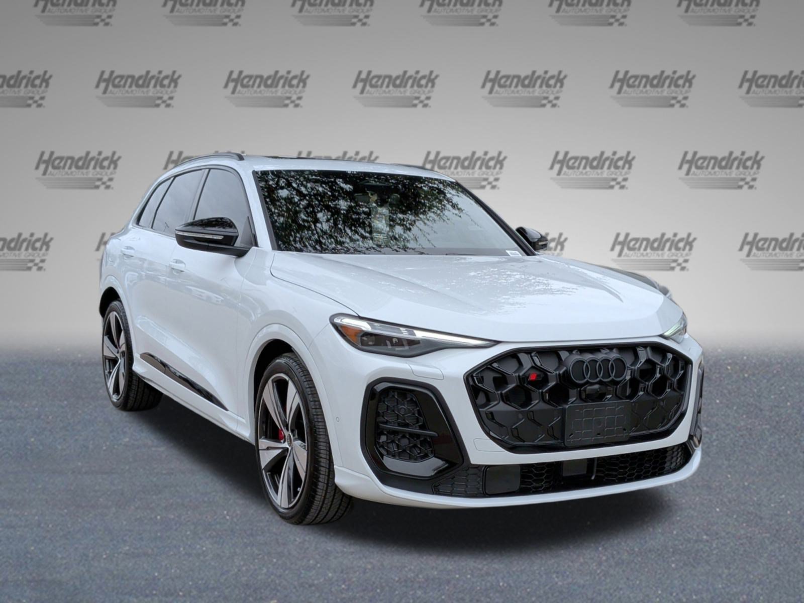 Used 2025 Audi SQ5 Premium Plus w/ Premium Plus Package AWD/4WD image 2