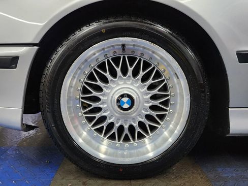 Used 1999 BMW 528i Sedan image 72