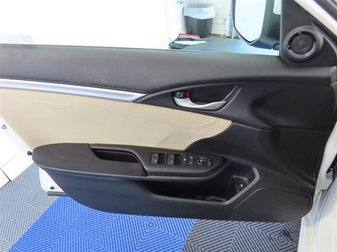 Used 2021 Honda Civic EX image 15