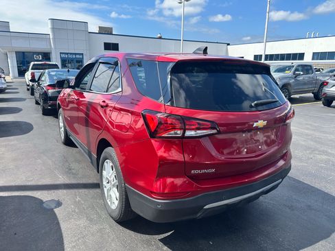 Used 2024 Chevrolet Equinox LT w/ LPO, Floor Liner Package AWD/4WD image 6