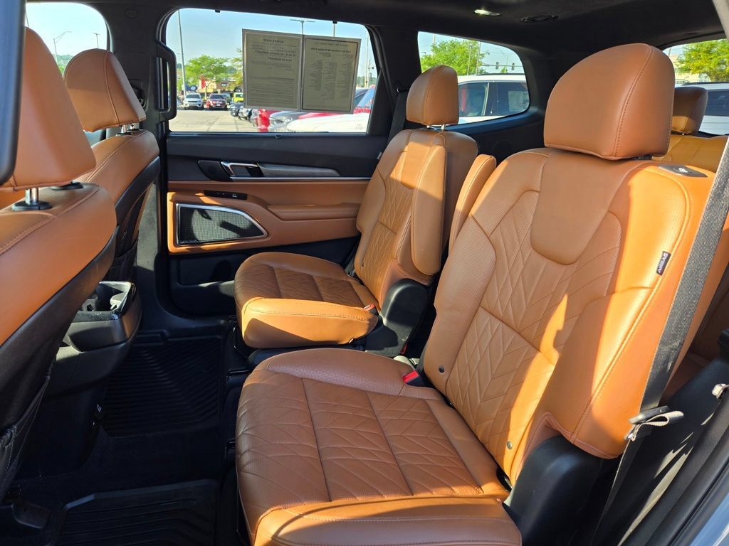 Used 2023 Kia Telluride SX Prestige X-Pro AWD/4WD image 29