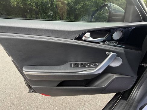 Used 2018 Kia Stinger Premium RWD image 25