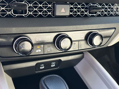 Used 2023 Honda Accord LX image 28