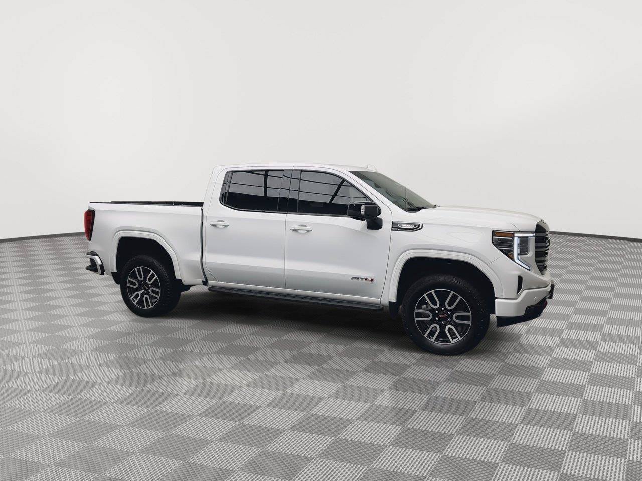 Certified 2025 GMC Sierra 1500 AT4 w/ Technology Package AWD/4WD image 49