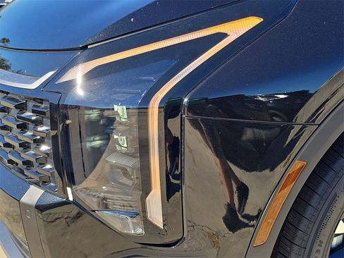 New 2026 Kia Sportage S image 8