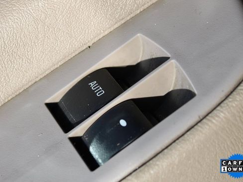 Used 2016 Chevrolet Express 2500 image 14