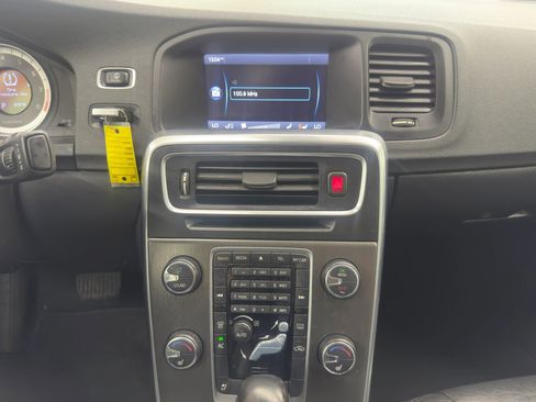Used 2012 Volvo S60 T5 image 14
