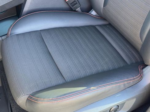 Used 2025 Nissan Rogue SV w/ Rock Creek Premium Package image 25