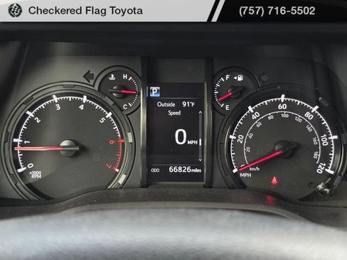 Used 2020 Toyota 4Runner SR5 Premium w/ Moonroof Package AWD/4WD image 13