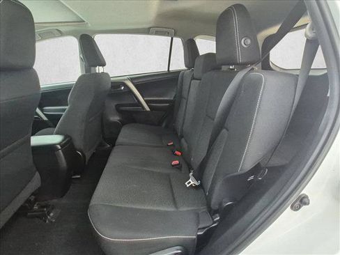 Used 2018 Toyota RAV4 XLE w/ Plus Extra Value Package AWD/4WD image 21