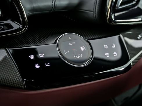 Used 2024 Ferrari Purosangue image 57