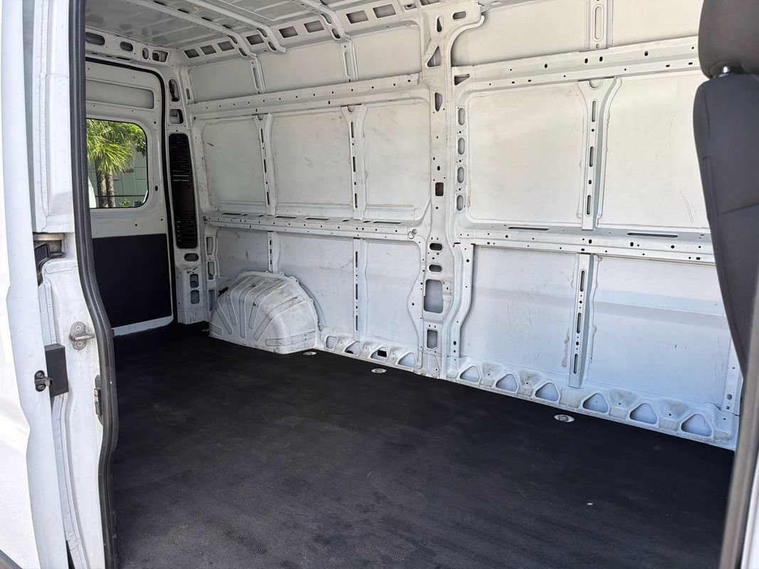 Used 2023 RAM ProMaster 2500 FWD image 8