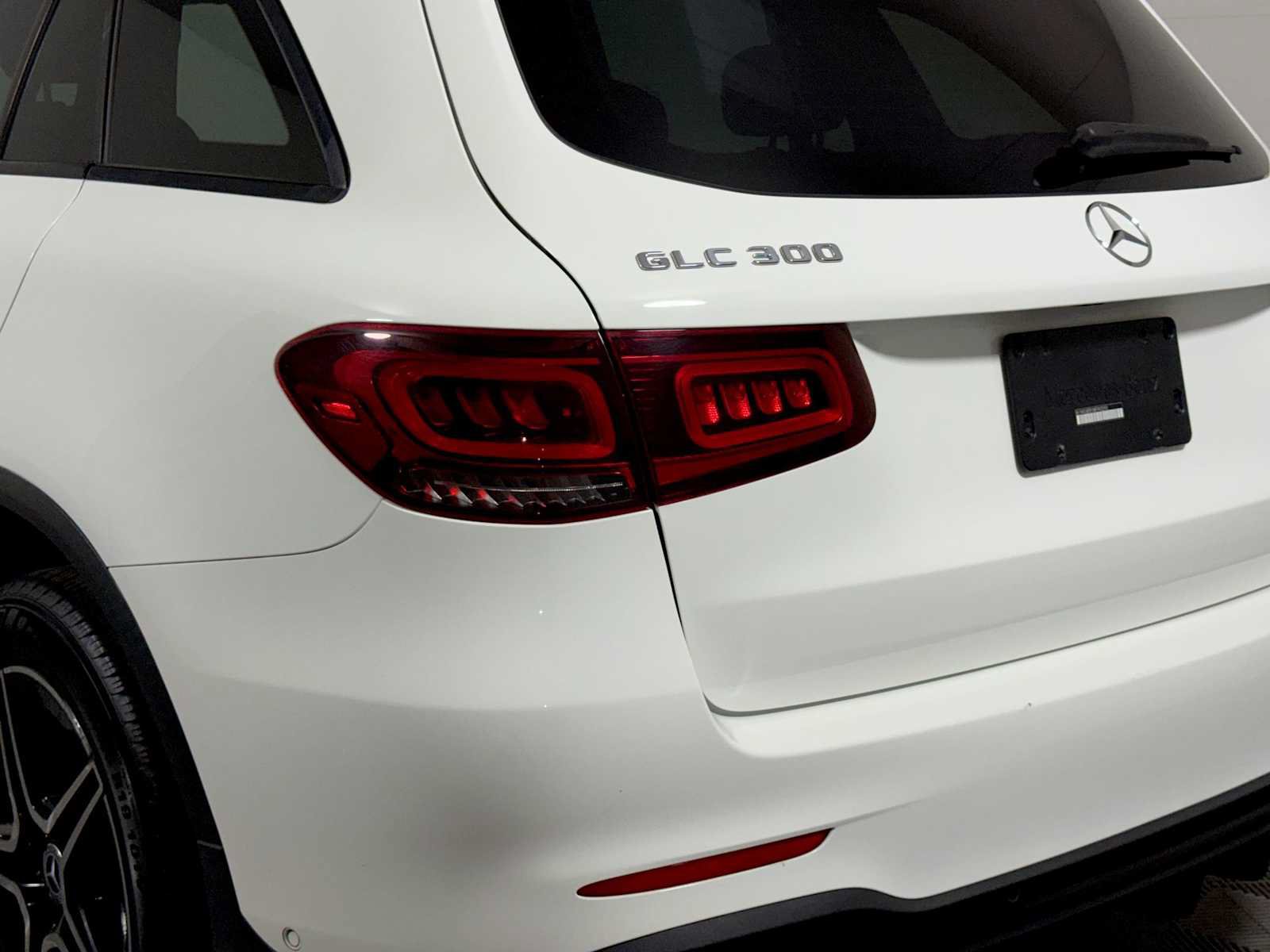 Used 2021 Mercedes-Benz GLC 300 4MATIC image 27