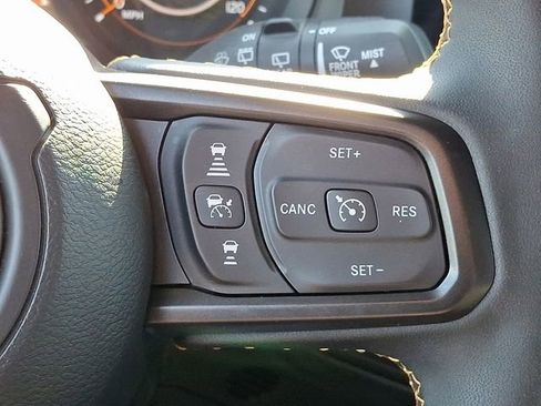 Used 2024 Jeep Wrangler Sport S image 24