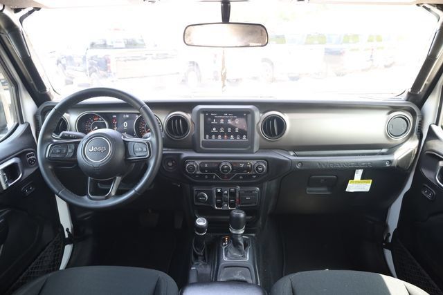 Used 2021 Jeep Wrangler Unlimited Sport AWD/4WD image 13