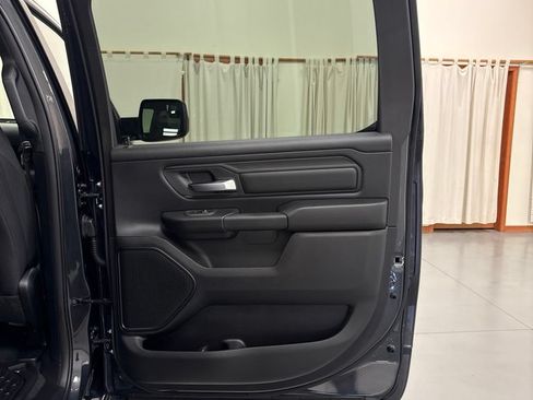 New 2026 RAM 1500 Express AWD/4WD image 29