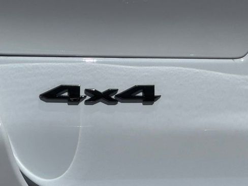 New 2025 Jeep Grand Cherokee L Limited w/ Black Appearance Package image 13