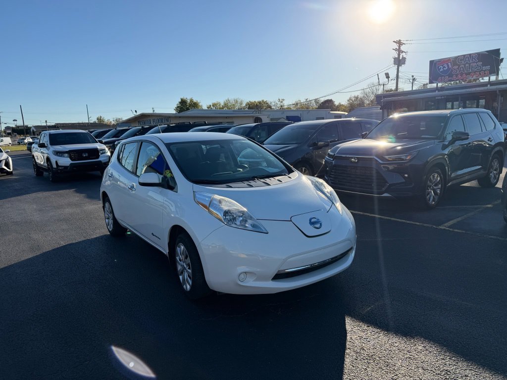 Used 2015 Nissan Leaf S w/ Charge Package FWD image 1