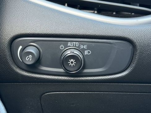 Used 2024 Chevrolet Malibu LT image 23