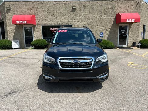 Used 2018 Subaru Forester 2.5i Touring w/ Popular Package #3B AWD/4WD image 2