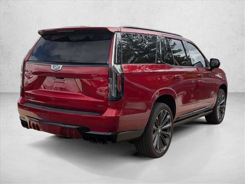 Used 2023 Cadillac Escalade V w/ LPO, ONYX Package AWD/4WD image 4