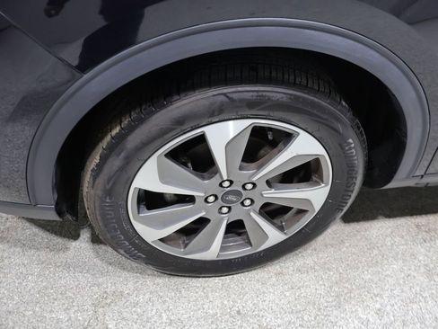 Used 2024 Ford Escape Platinum AWD/4WD image 10