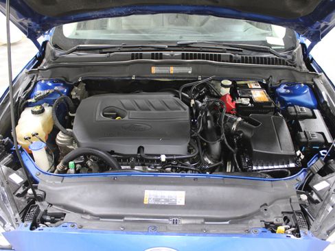 Used 2018 Ford Fusion SE image 40