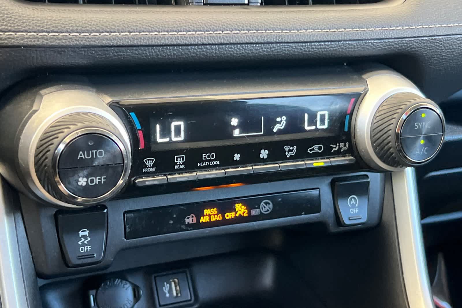 Certified 2024 Toyota RAV4 XLE w/ Convenience Package FWD image 22