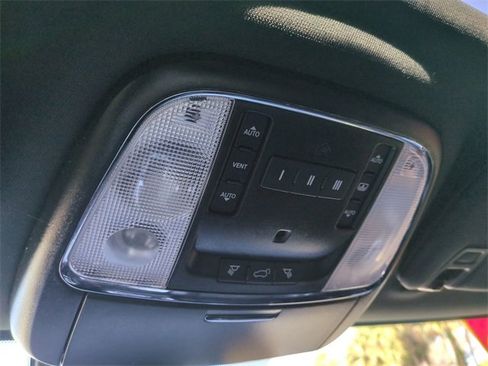 Used 2020 Jeep Grand Cherokee Limited X image 24