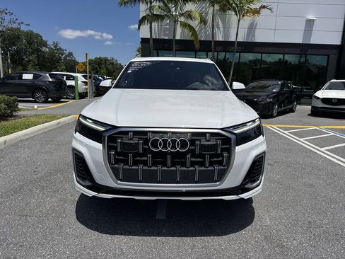 Used 2025 Audi Q7 3.0T Premium Plus AWD/4WD image 8