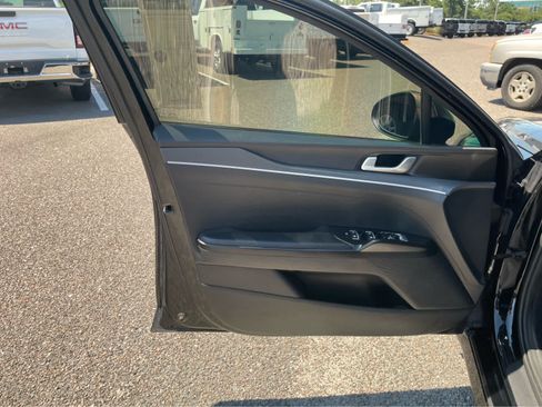 Used 2021 Kia K5 LXS FWD image 10