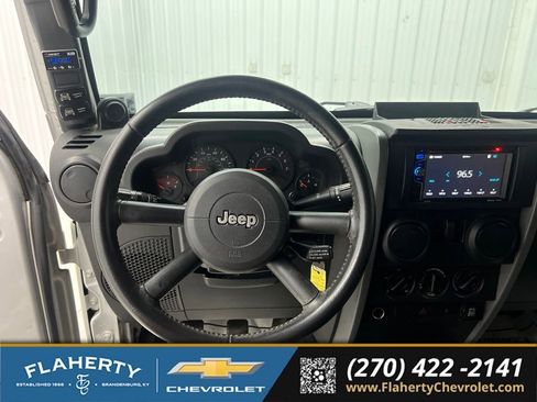 Used 2008 Jeep Wrangler X AWD/4WD image 18