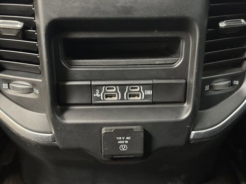 Used 2020 RAM 1500 Big Horn image 18