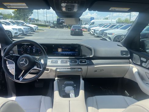 Certified 2025 Mercedes-Benz GLE 450 4MATIC image 30