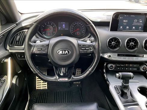Used 2019 Kia Stinger GT image 8