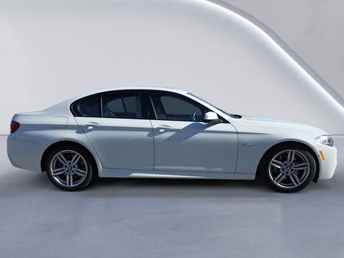 Used 2012 BMW 550i 550i image 3