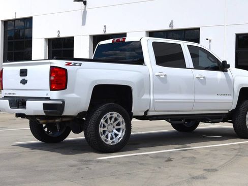 Used 2018 Chevrolet Silverado 1500 LT w/ All Star Edition image 8